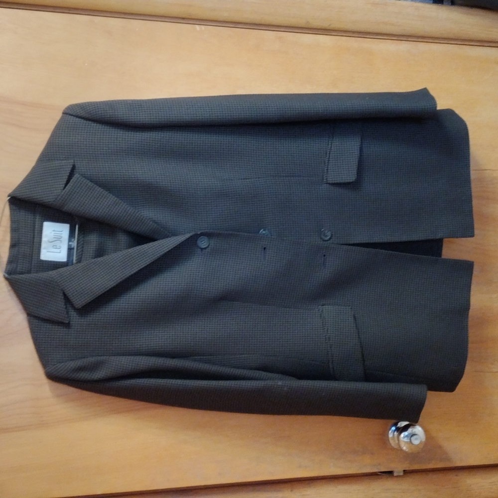Le Suit olive green and black Size 6 suit